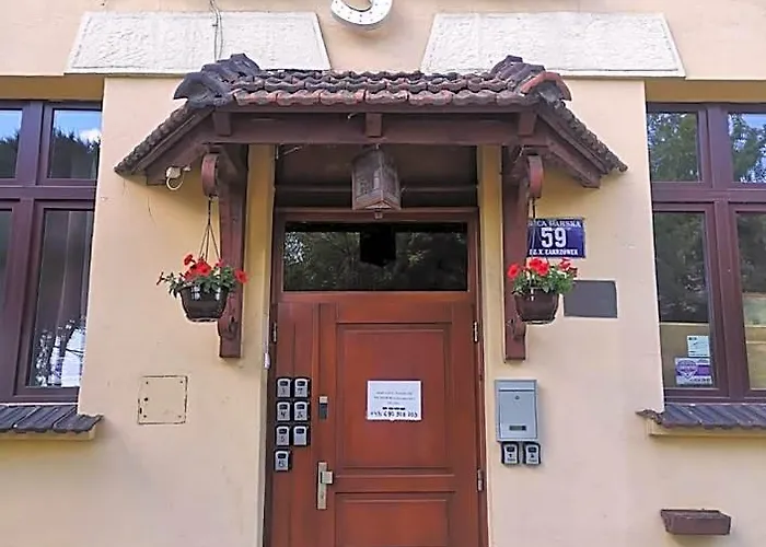 Hostel Retro
